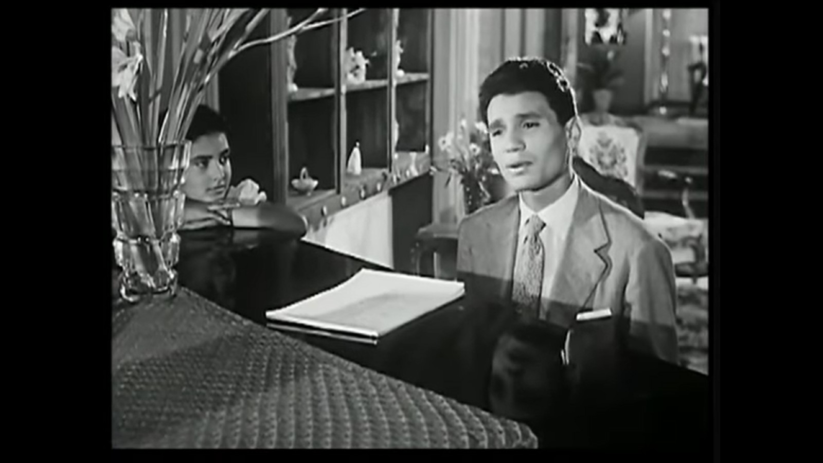 Abdel Halim Hafez Singing